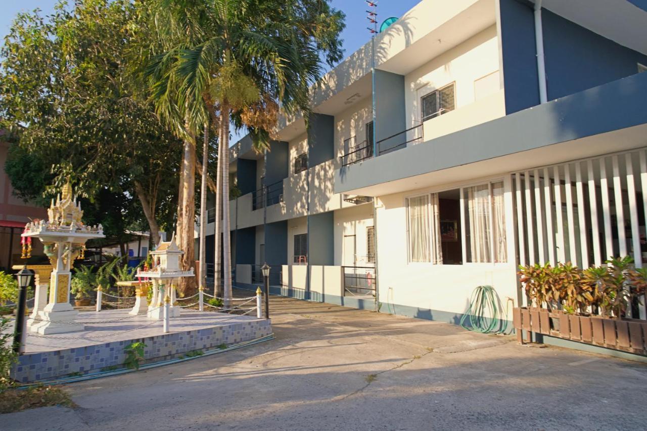 Deejai Hotel Si Racha Luaran gambar