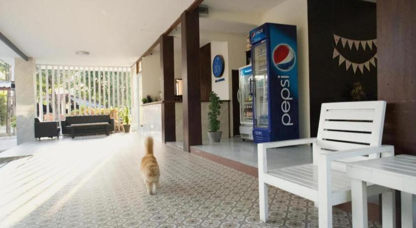 Deejai Hotel Si Racha Luaran gambar