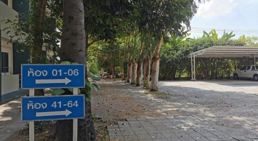 Deejai Hotel Si Racha Luaran gambar
