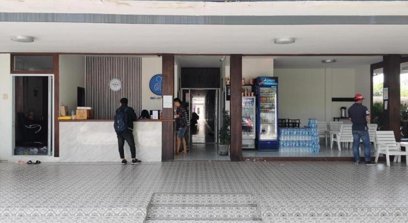 Deejai Hotel Si Racha Luaran gambar