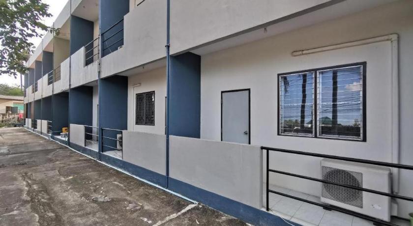 Deejai Hotel Si Racha Luaran gambar